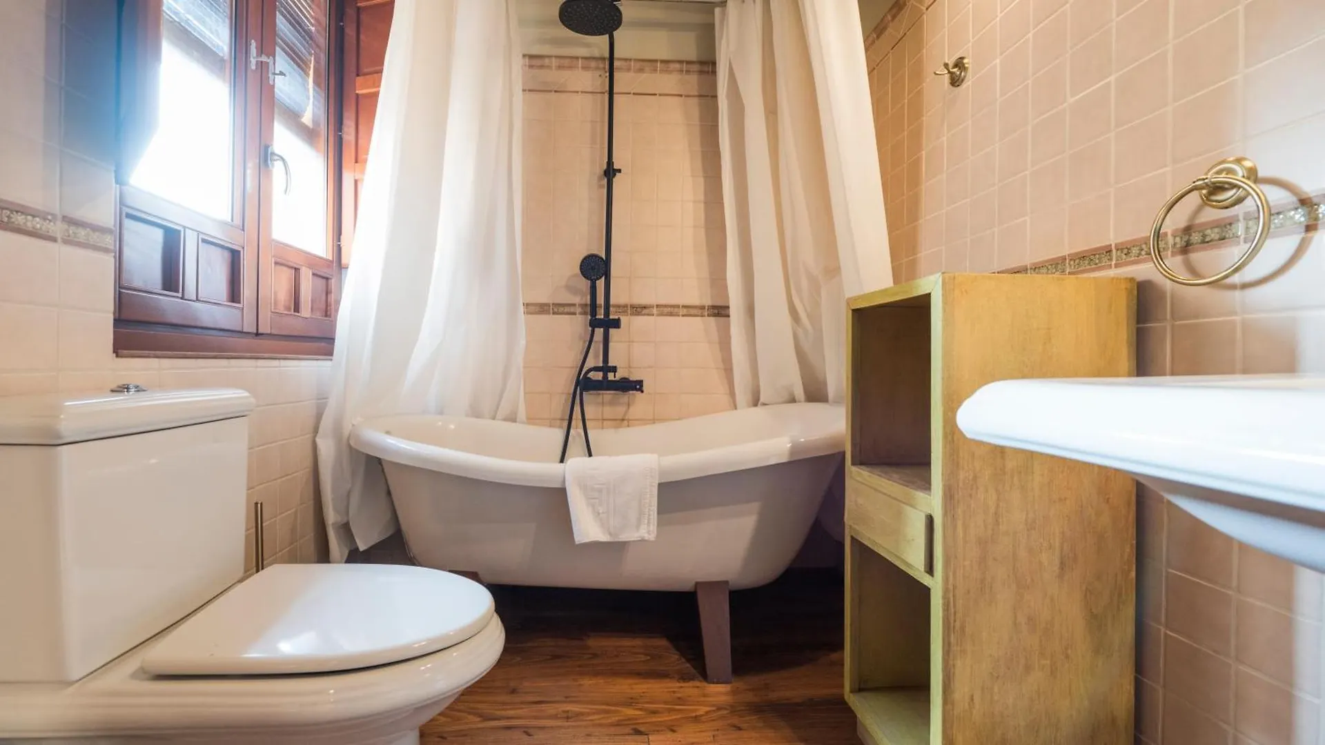 Apartamento Ático abuhardillado cerca de la Catedral Toledo